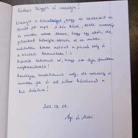 Békafütty Сasa de vacaciones *